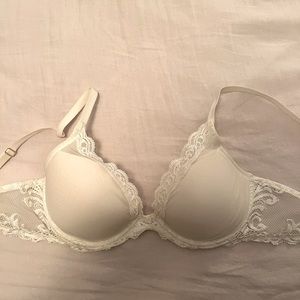 Natori Bra.